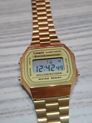Reloj Casio A168 WR Dorado