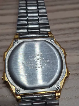 Reloj Casio A168 WR Dorado
