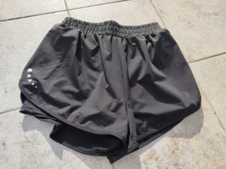 Pantalón corto deportivo mujer negro