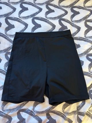 Mallas cortas negras