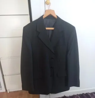 Traje de hombre gris