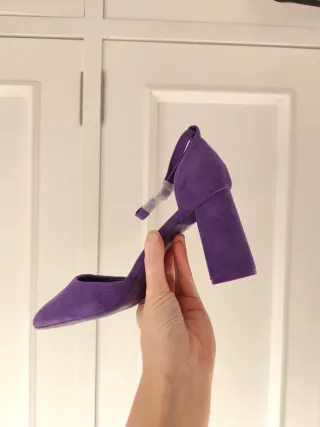 Zapatos tacón antelina morada talla 41