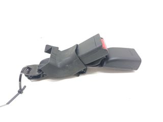 ENGANCHE CINTURON TOYOTA YARIS (4)