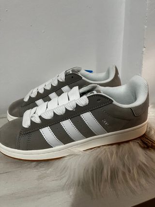 Zapatillas Adidas Campus Grises y Blancas