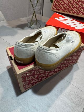 Zapatillas Vans Blancas Goma Marrón