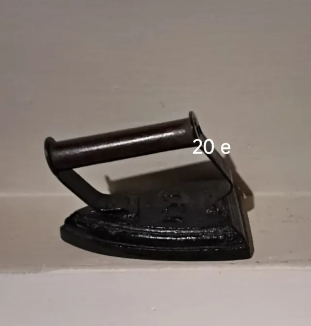 Plancha antigua de hierro