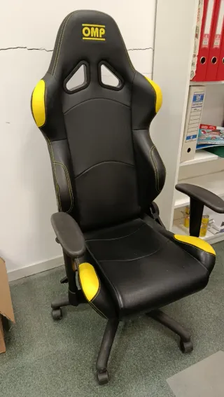 Silla Gamer OMP Racing Negra y Amarilla.