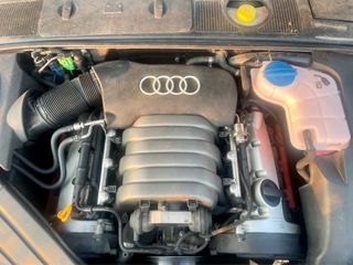 Audi A4 avant 3.0 v6 Quattro Sline