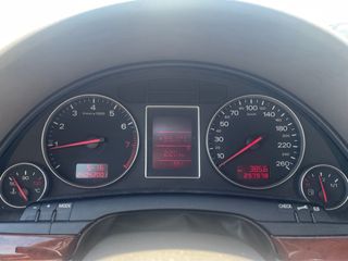 Audi A4 avant 3.0 v6 Quattro Sline