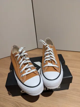 Converse Chuck Taylor All Star Naranja