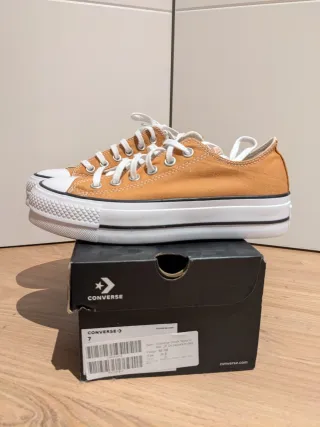 Converse Chuck Taylor All Star Naranja