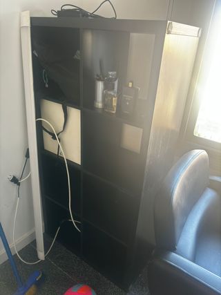 Silla de barbería de cuero negra