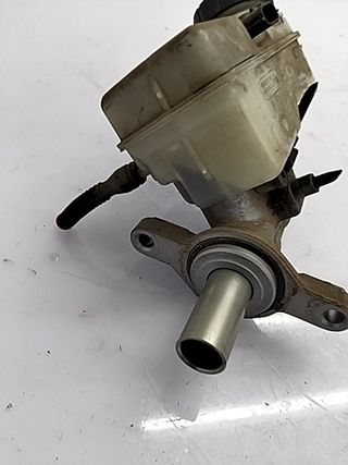 BOMBA FRENO DACIA DOKKER (2)