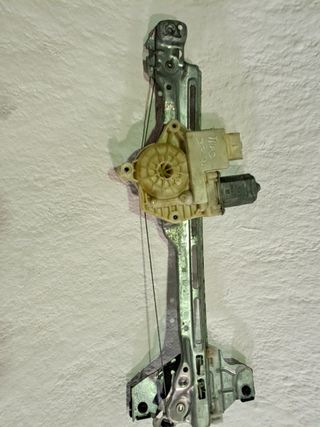 ELEVALUNAS TRASERO IZQUIERDO PEUGEOT 308 (4)