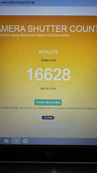 Nikon D3500 + Objetivo