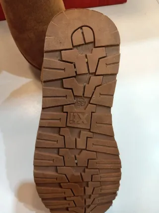 Botas niña Xti talla 35 marrones