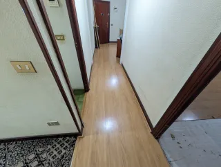 Suelo laminado madera 60m2