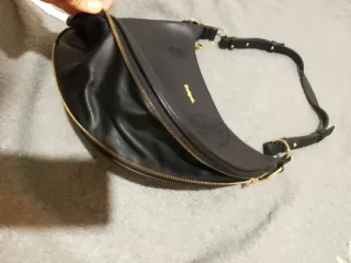Bolso Negro Desigual