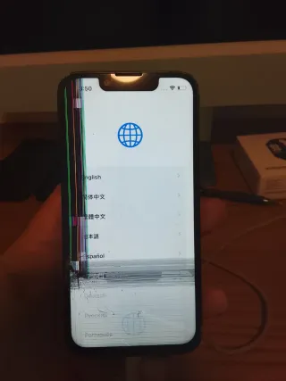 iPhone 13 mini - Schermo danneggiato