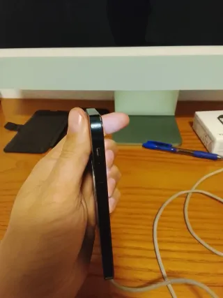 iPhone 13 mini - Schermo danneggiato