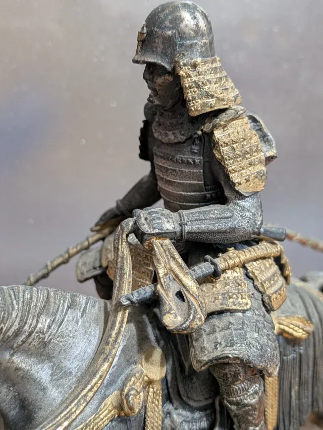 Statua di guerriero samurai giapponese