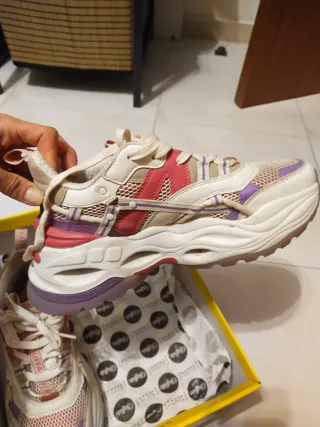 Zapatillas Buffalo Talla 39, diseño deportivo