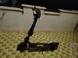 Monopattino Elettrico Jeep Nuovo
