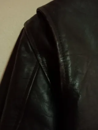 Chaqueta de Piel Cherry Negra