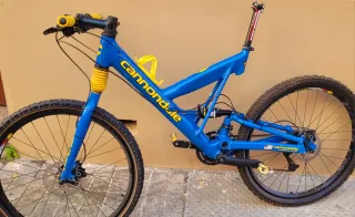 Cannondale Super V serie colore Volvo-Cannondale