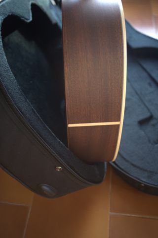 Guitarra Alhambra 1CHT Clásica