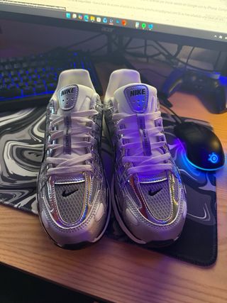 Nike P6000 Metallic Plata y Blanco
