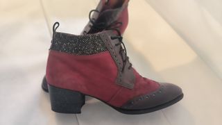 Botines Hispanitas Marrón y Rojo