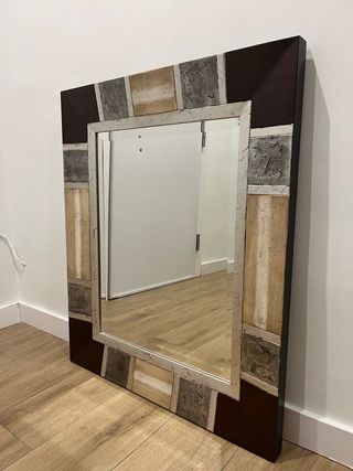 Specchio elegante a figura intera