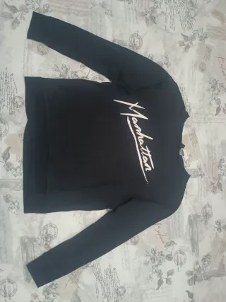 Sudadera negra Manhattan