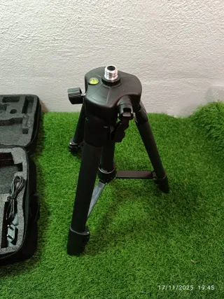 Nivel Láser 16 Líneas Verde 4D+Trípode y 2 Bateria