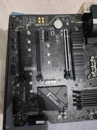 MSI PRO Z690-A DDR4 Placa Base Intel