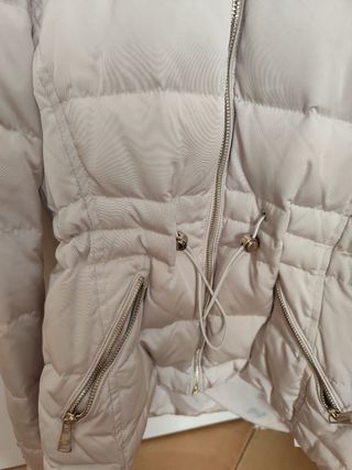 Chaqueta plumón Zara Beige