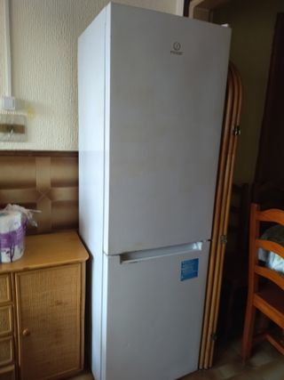 Nevera con congelador