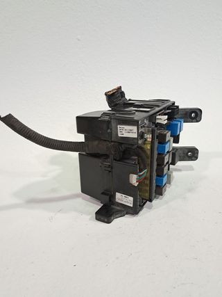 CAJA RELES / FUSIBLES HYUNDAI IX35 (6)