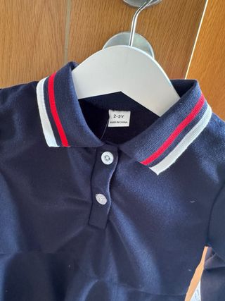 Vestido infantil azul com riscas