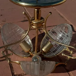 Candeeiro de corredor/cozinha dourado