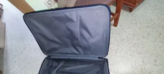 Maleta de viaje Samsonite negra y marrón