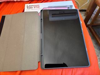 Lenovo Tab P12 con Tab Pen Plus