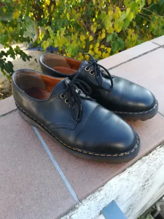 Dr. Martens Made in England Negros