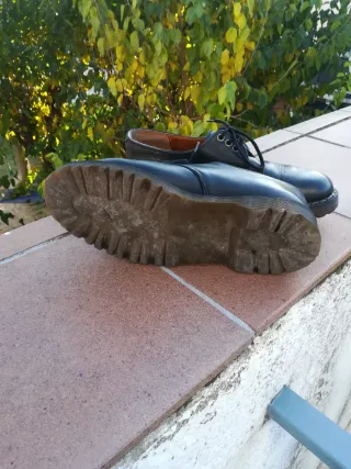 Dr. Martens Made in England Negros