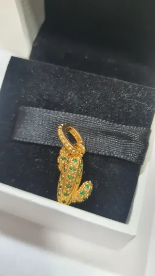 Charm Pandora Cactus Oro y Verde