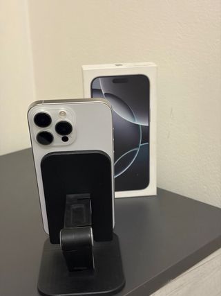 iPhone 16 Pro Max 256GB Bianco Titanio