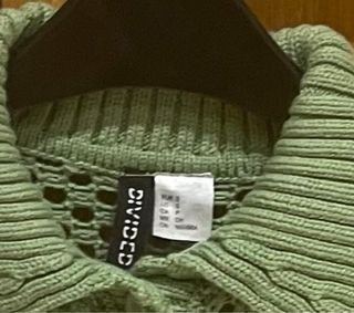 Chaqueta verde calada