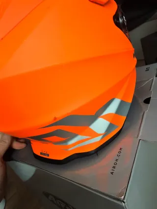 Casco Airoh Commander Naranja fluor