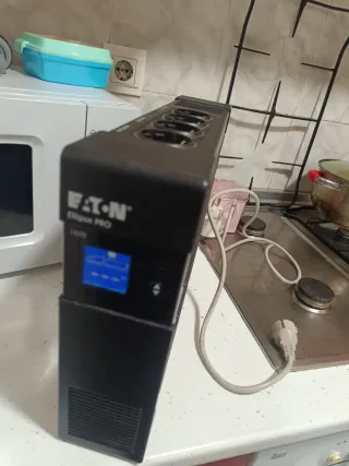 SAI Eaton Ellipse PRO 1600 VA (1000W) – Funciona p